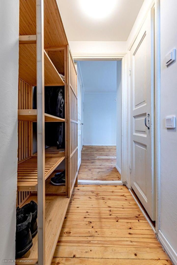 Valoisa & Mukava Koti Vallilassa Helsinki Bagian luar foto